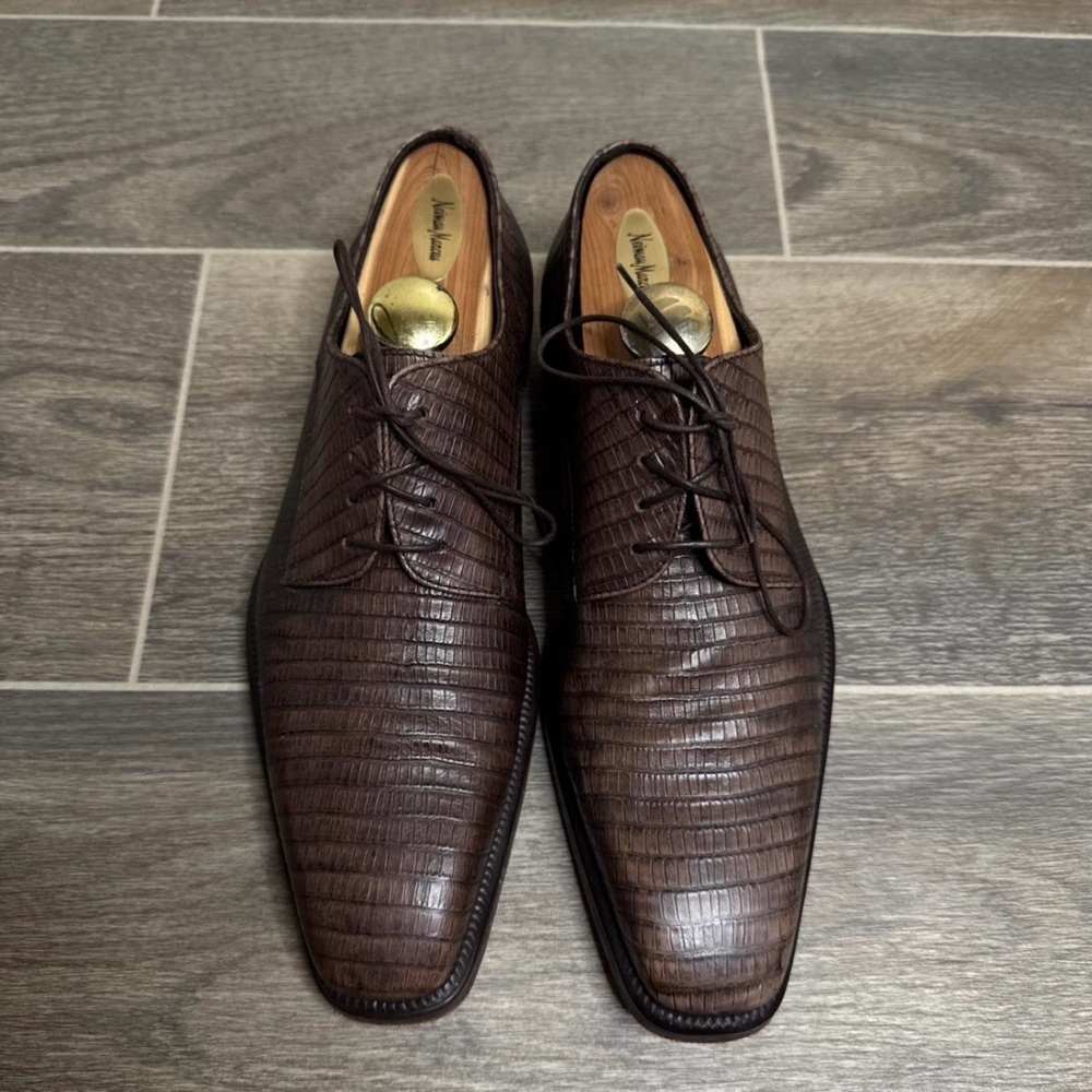 Hugo Boss Brown Leather Oxfords with Textured Finish